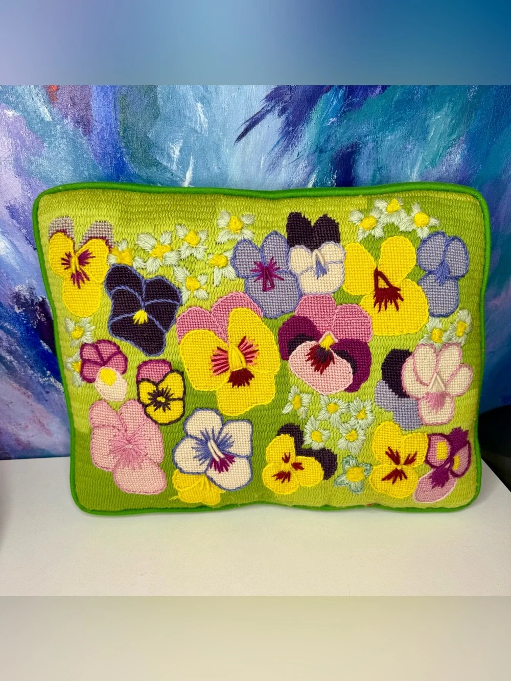 Pansy Flower Crewel Point Pillow Columbia Minerva Completed Vintage Embroidery